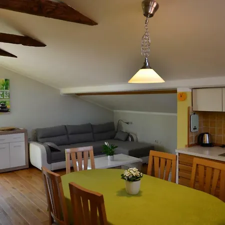 Apartma Louis Dutovlje Exterior photo
