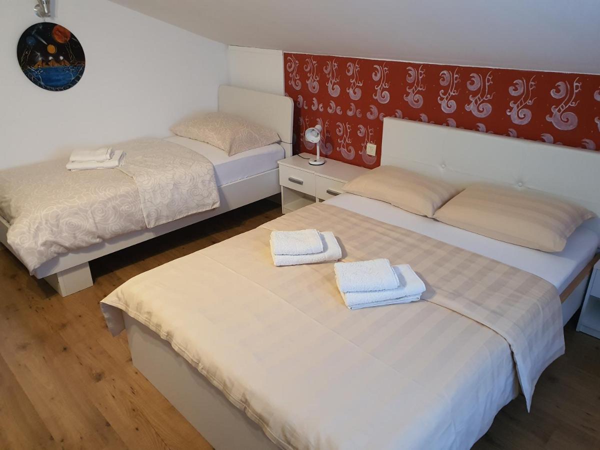 Apartment Apartma Louis Dutovlje