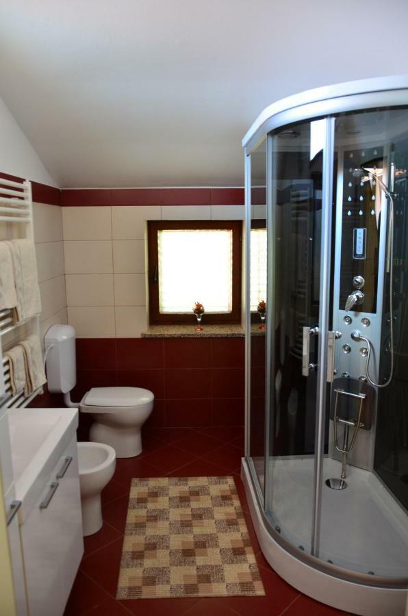 Apartma Louis Apartment *