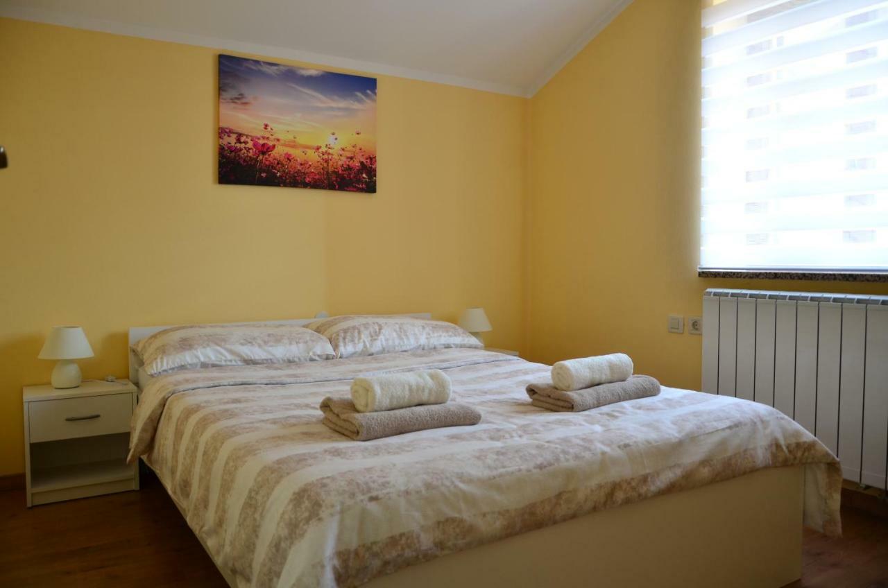Apartment Apartma Louis *